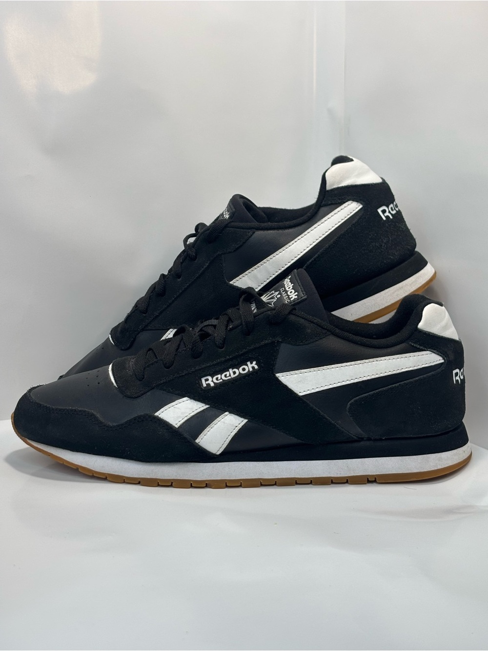 Reebok Harman Run Men's 10.5 Black/White Suede Classic Gum Rubber Sole CM9924
